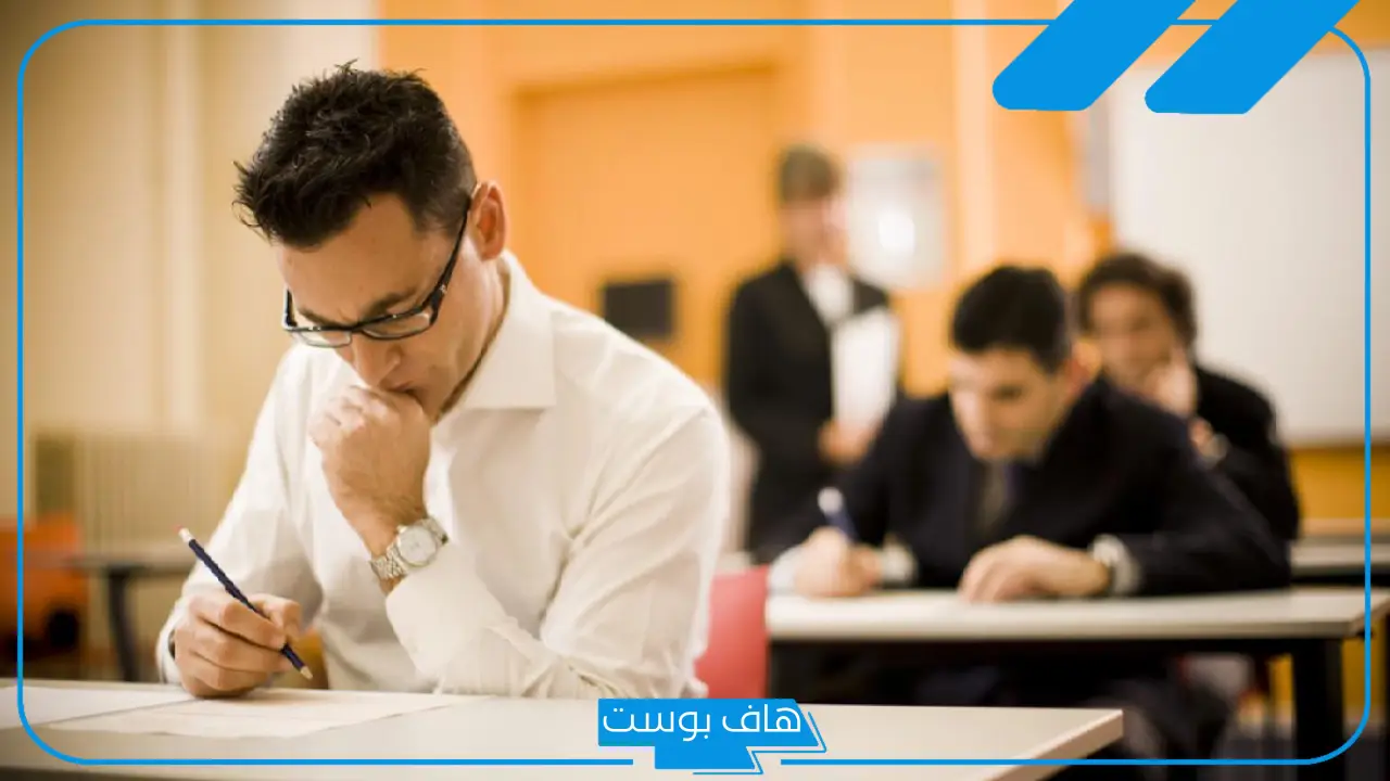 تفسير حلم الامتحان وعدم الحل في المنام للمتزوجة والرجل لابن سيرين