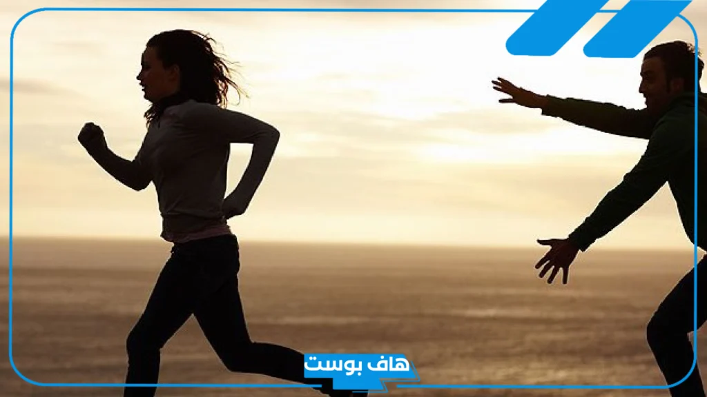 تفسير حلم شخص يلاحقني وانا اهرب منه في المنام للعزباء