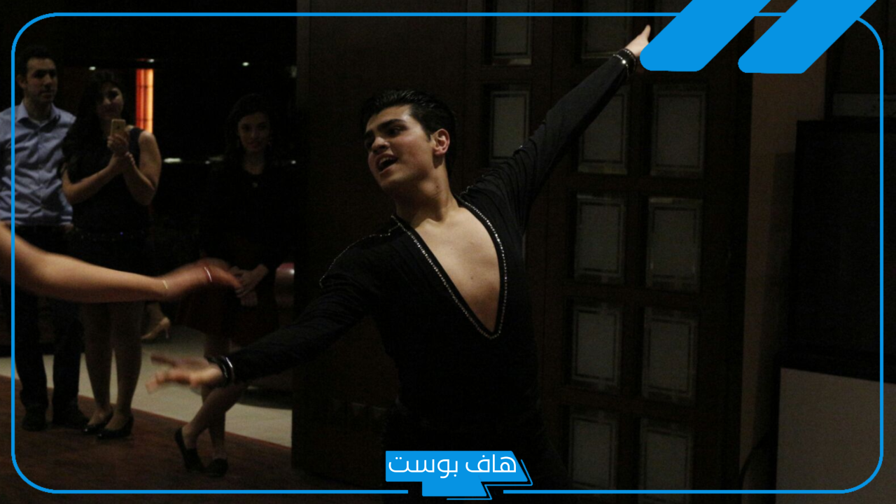 تفسير حلم الرقص امام النساء في المنام للمرأة العزباء والمتزوجة لابن سيرين