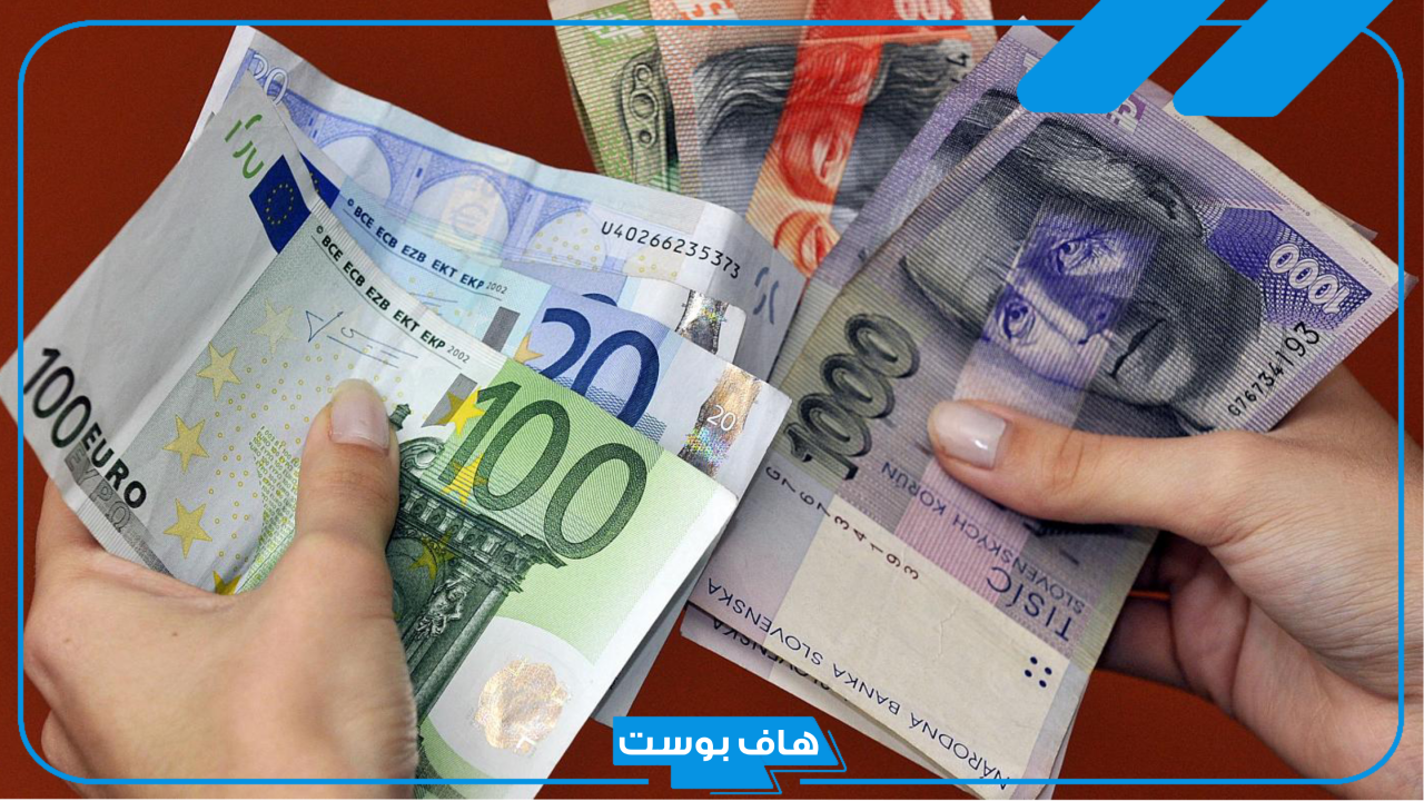 تفسير حلم النقود الورقية الزرقاء في المنام للمتزوجة والعزباء والمطلقة