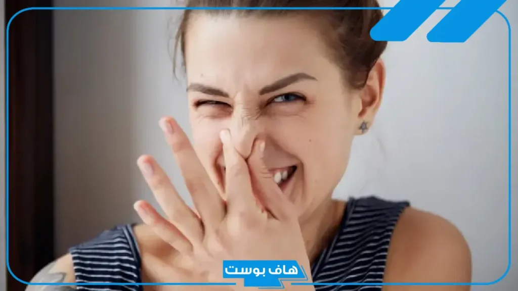 تفسير رؤية الضراط في المنام أمام الناس للمطلقة والمتزوجة والعزباء لابن سيرين 