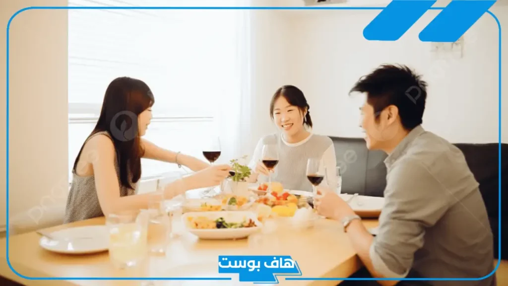 تفسير رؤية الاكل مع الميت في المنام لابن سيرين في إناء واحد للعزباء