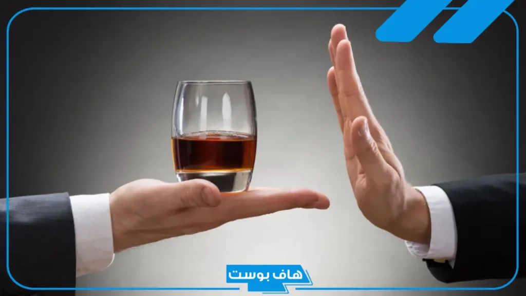 تفسير رؤية الخمر في المنام دون شربه للرجل والمرأة العزباء عند ابن سيرين