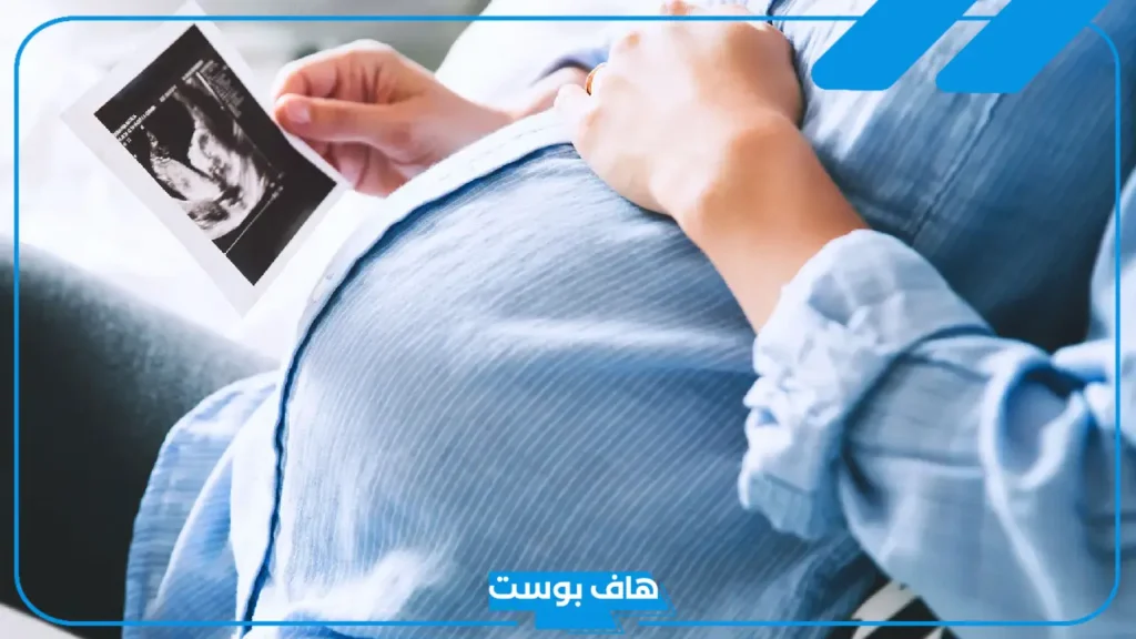 تفسير حلم حامل للعزباء من حبيبها أو من رجل آخر في المنام لابن سيرين