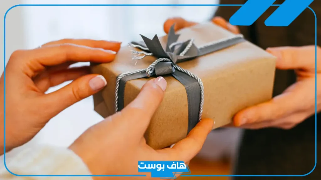 تفسير رؤيا الهدية في المنام للمرأة المتزوجة والرجل لابن سيرين 