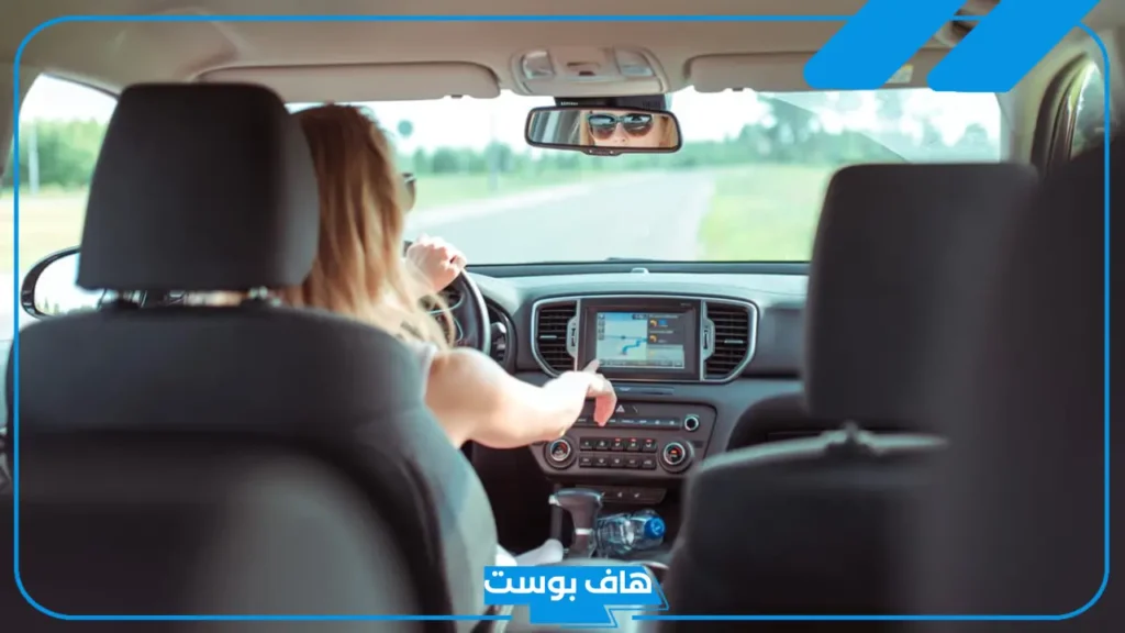 تفسير رؤية ركوب السيارة مع شخص معروف في المنام لابن سيرين
