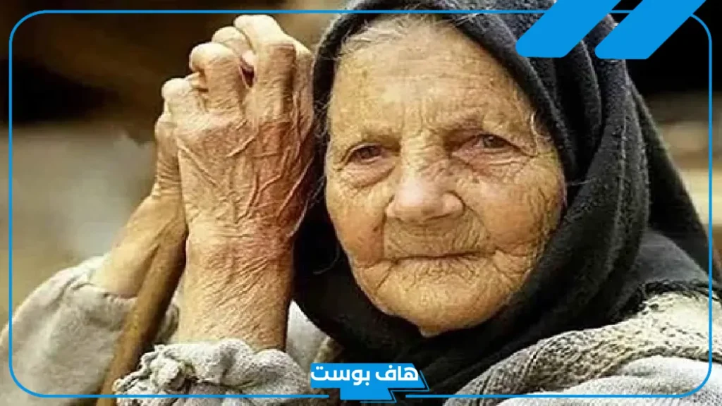 تفسير رؤية الجدة المتوفية في المنام حية للمرأة العزباء لابن سيرين