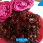 تفسير حلم اكل الورد في المنام للرجل والمرأة لابن سيرين